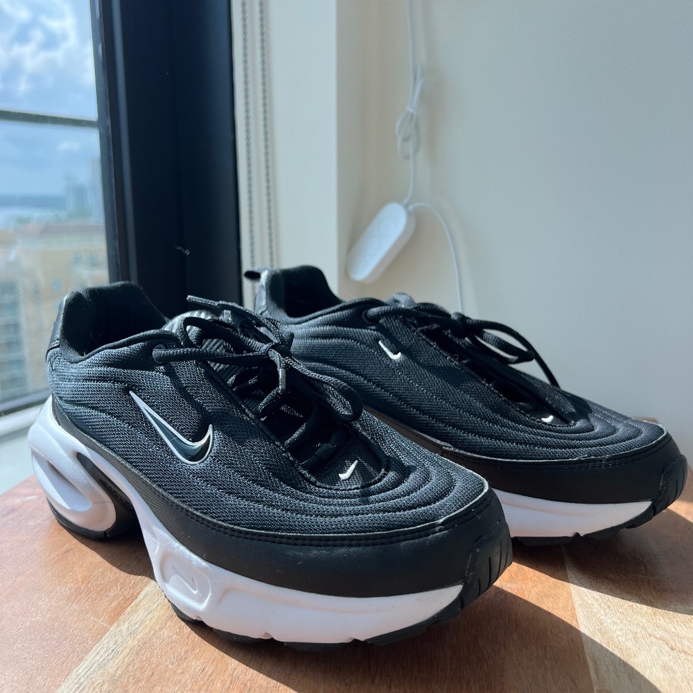Women's Nike Sneakers